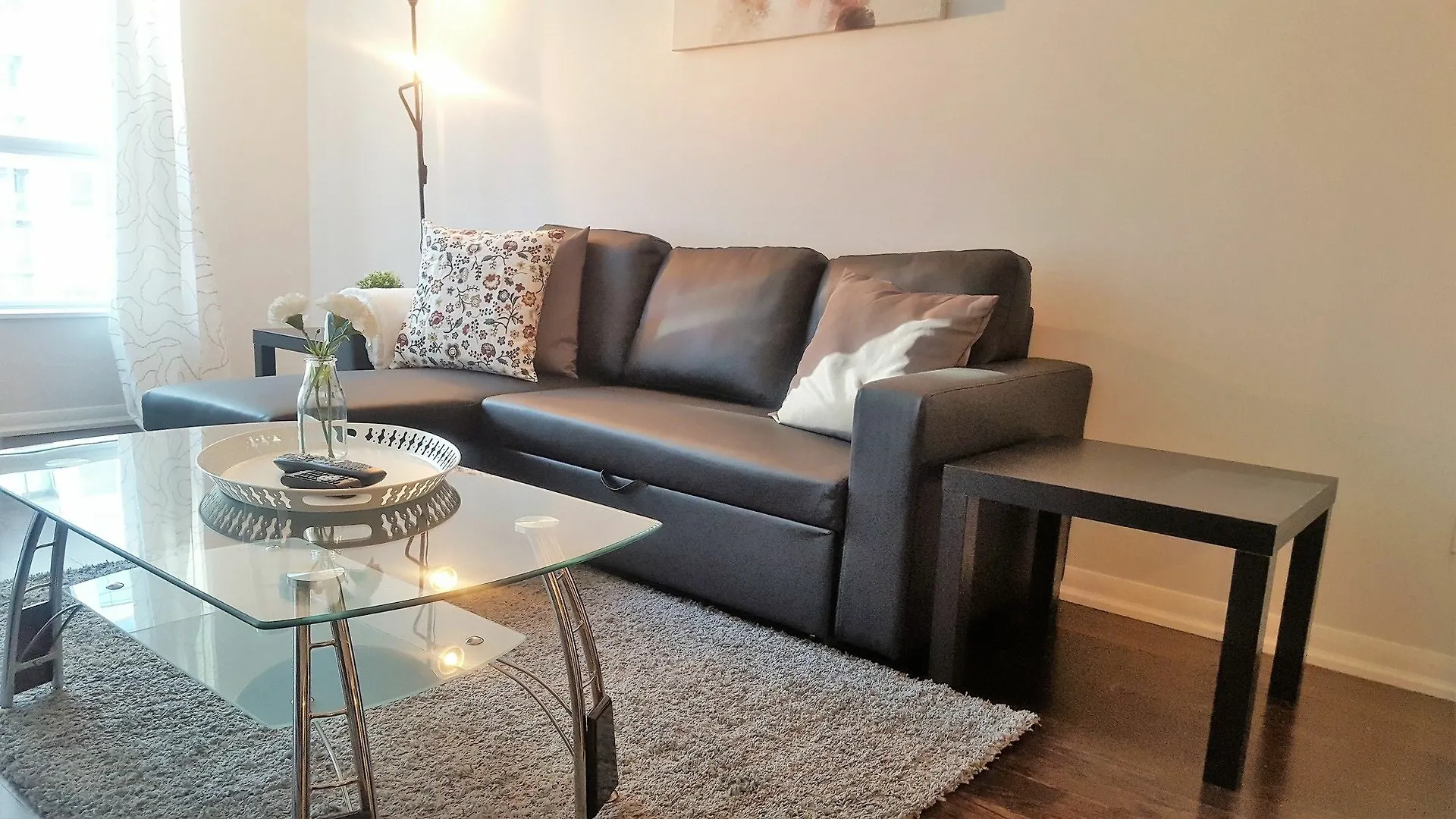 Hotel Lavish Suites - Luxury Condo - Downtown Toronto